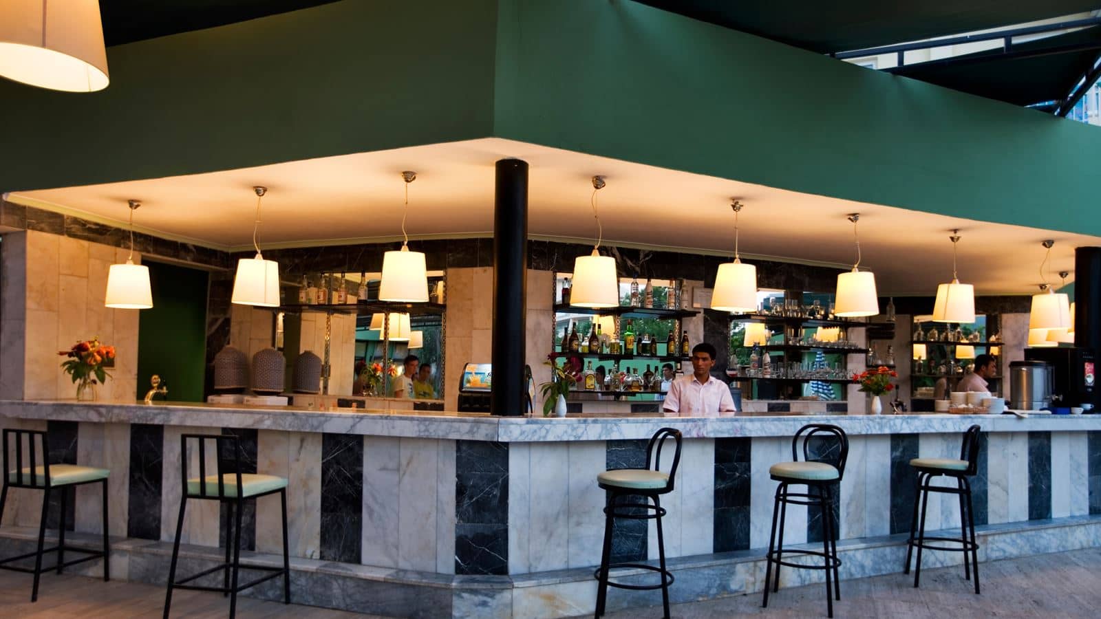 bars-pool-bar