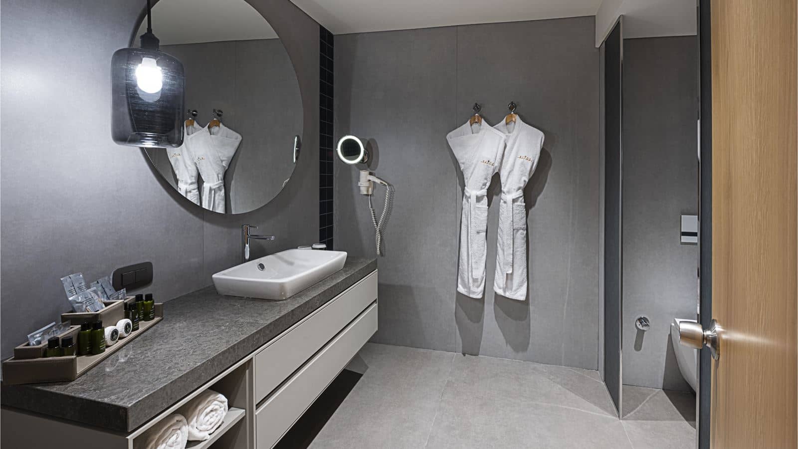 rooms-superior-room