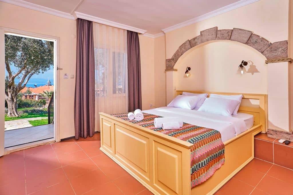 rooms-standard-room-single-use-sea-view