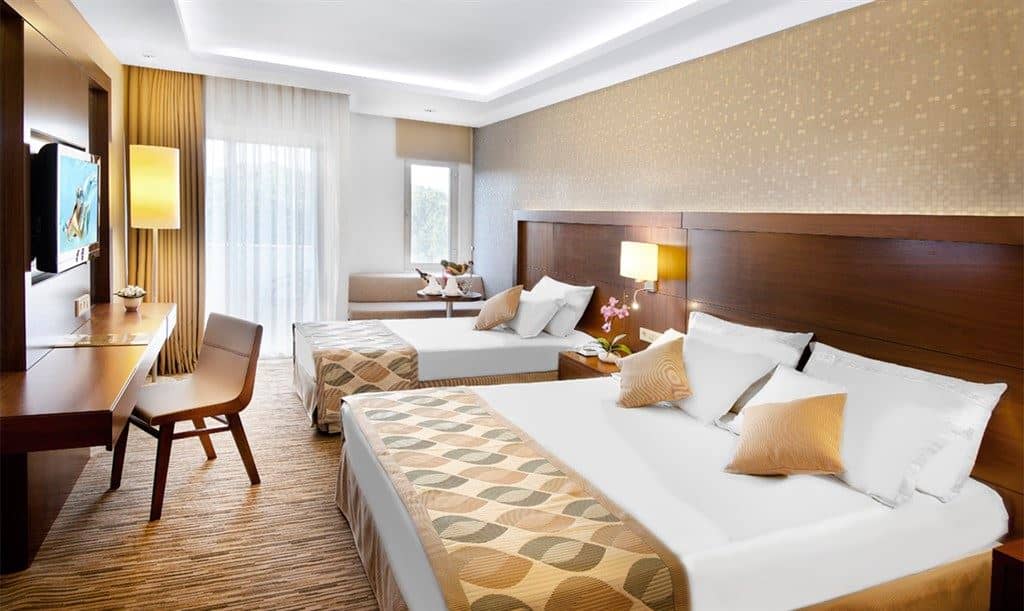 rooms-standard-room-land-view