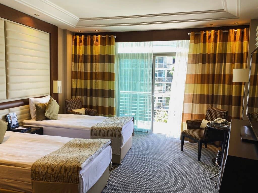 rooms-family-room-2-blok