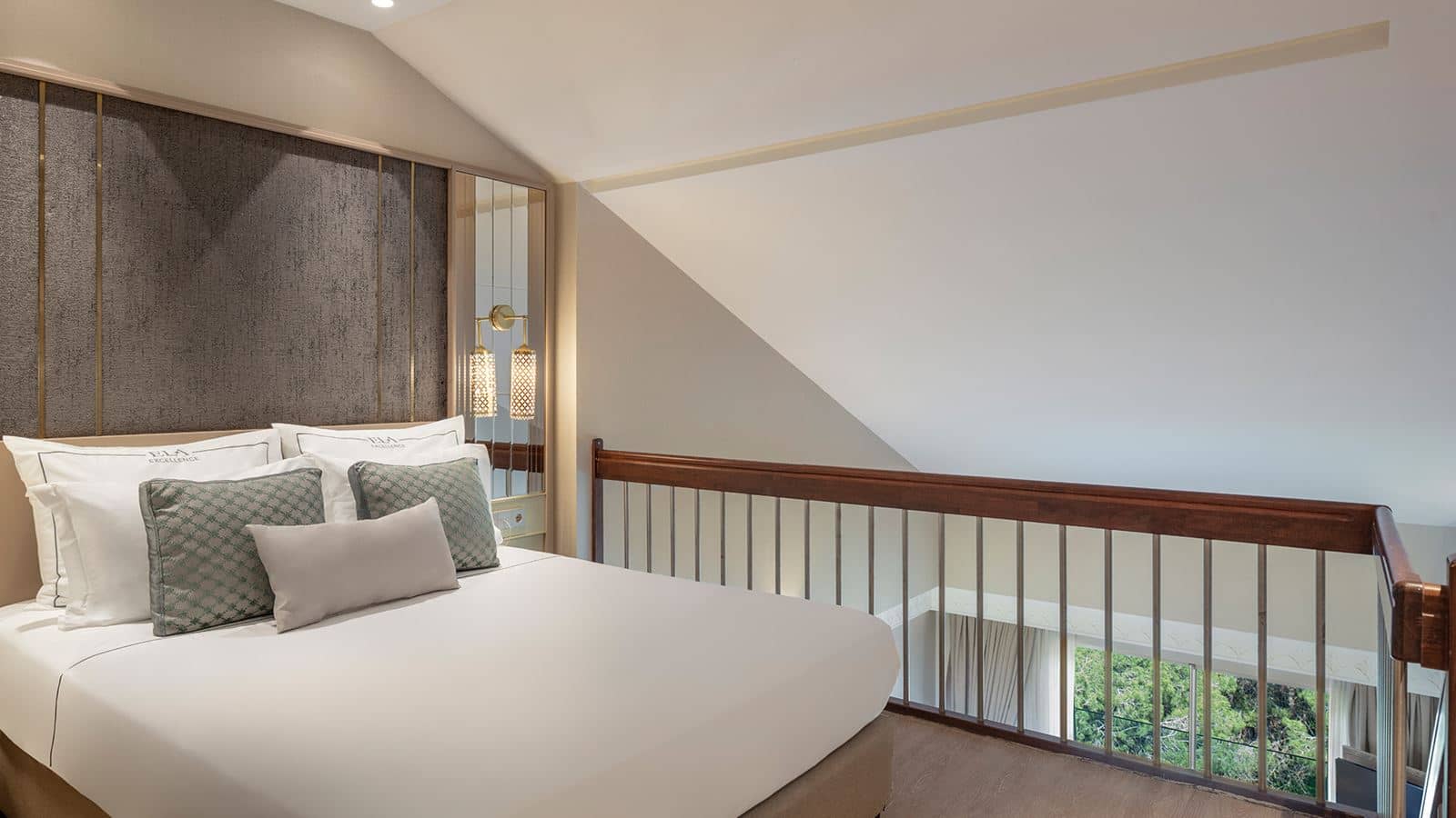 rooms-family-dublex-forest-view