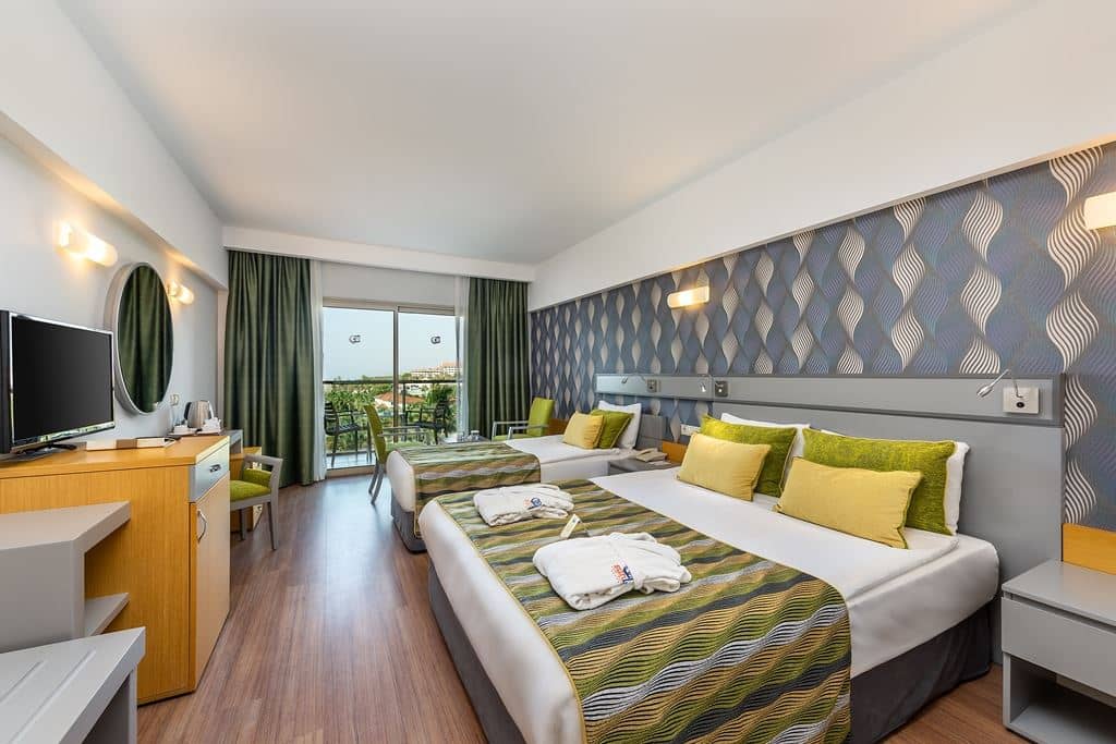 rooms-standard-sea-view-room