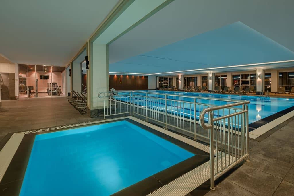 pools-indoor-pool