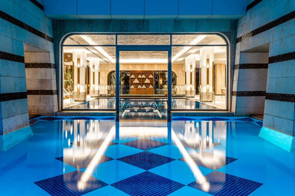 pools-indoor-pool
