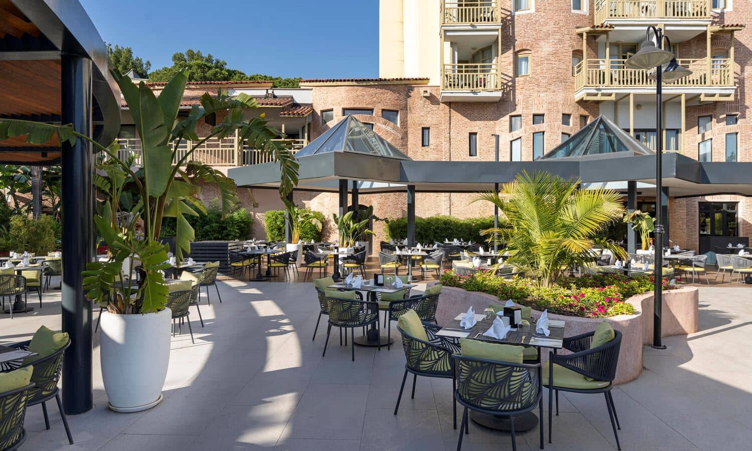 restaurants-pinea-restaurant
