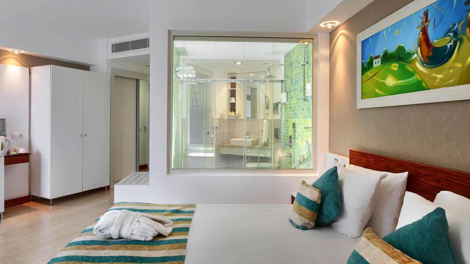 rooms-superior-room