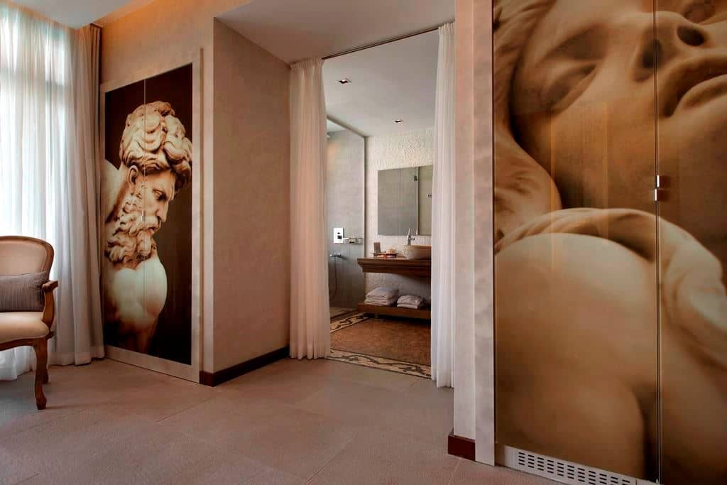 rooms-superior-room