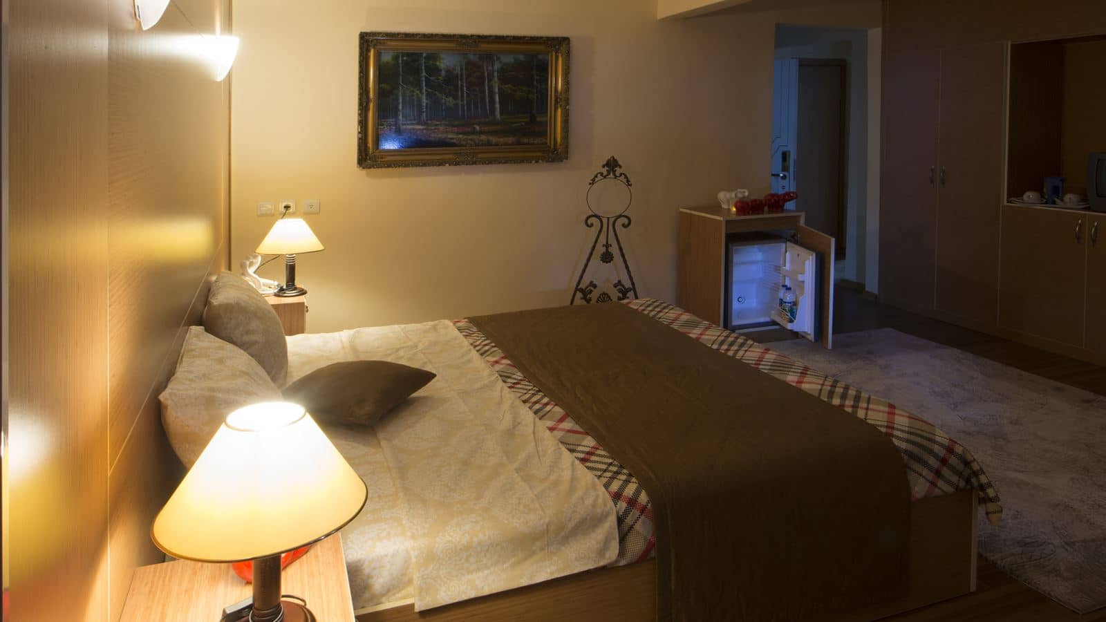 rooms-family-room-standard