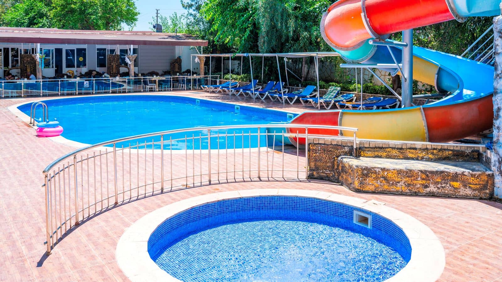 pools-outdoor-pool