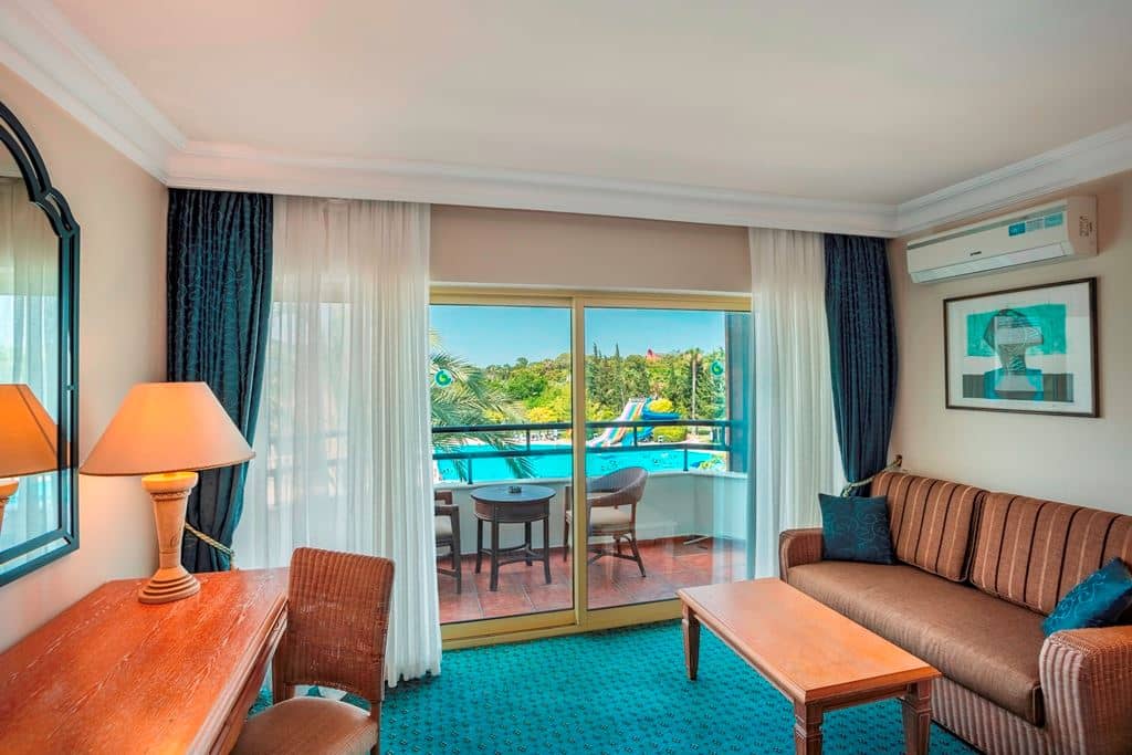 rooms-standard-room