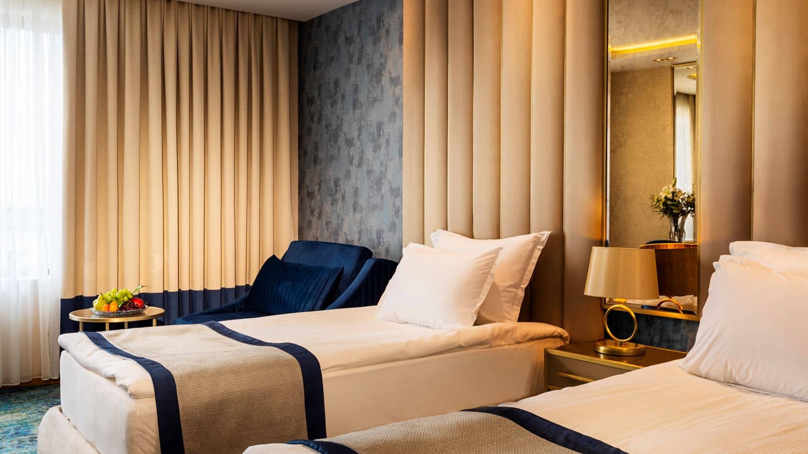 rooms-single-wchild-deluxe-room