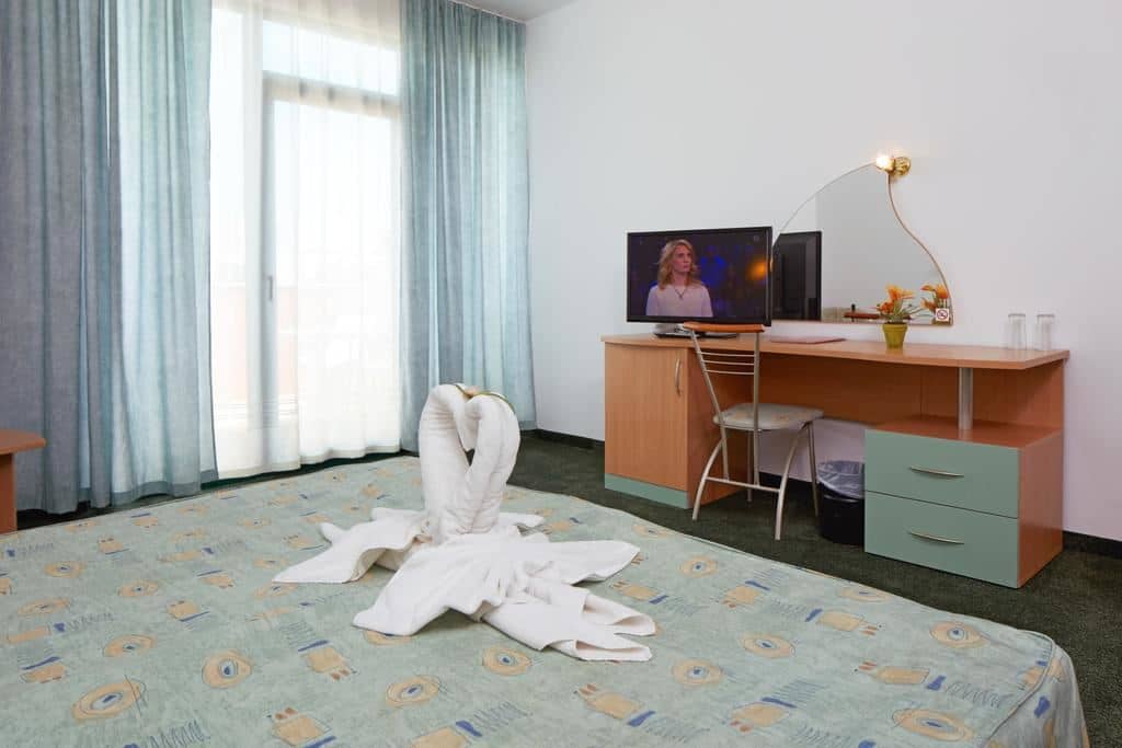 rooms-standard-room-balcony-bestprice