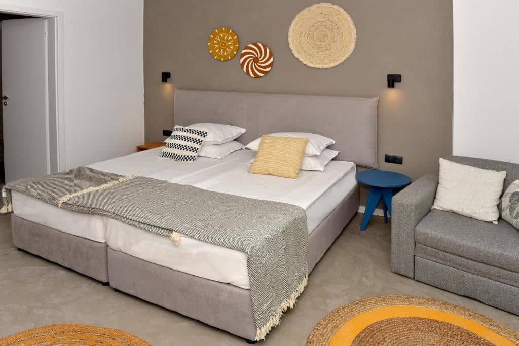 rooms-twin-standard-room-balcony-or-terrace
