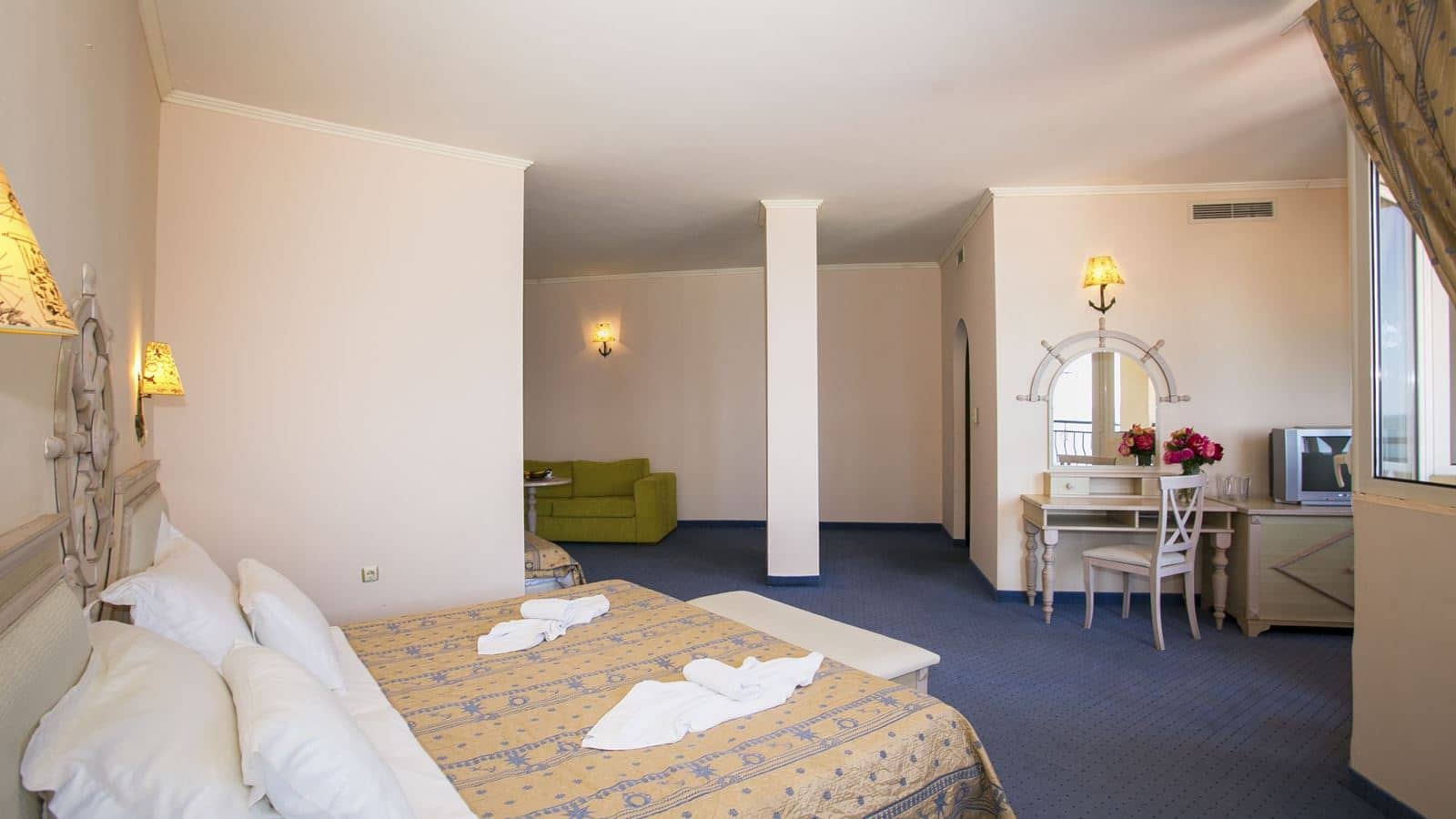rooms-studio-park-view