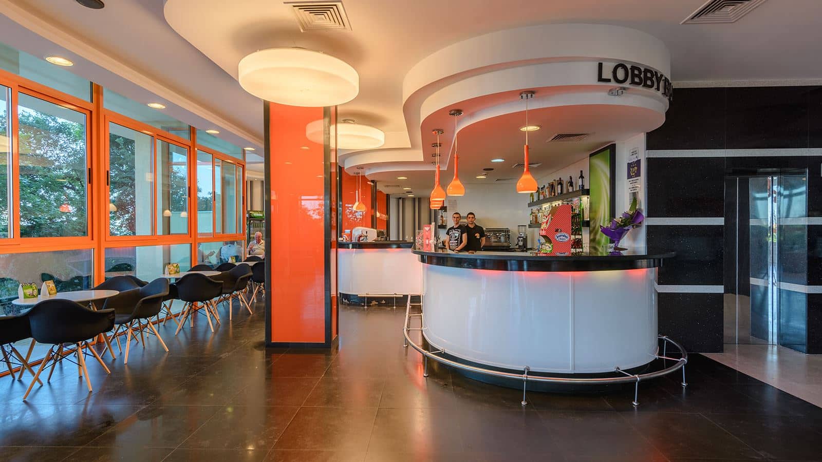 bars-lobby-bar