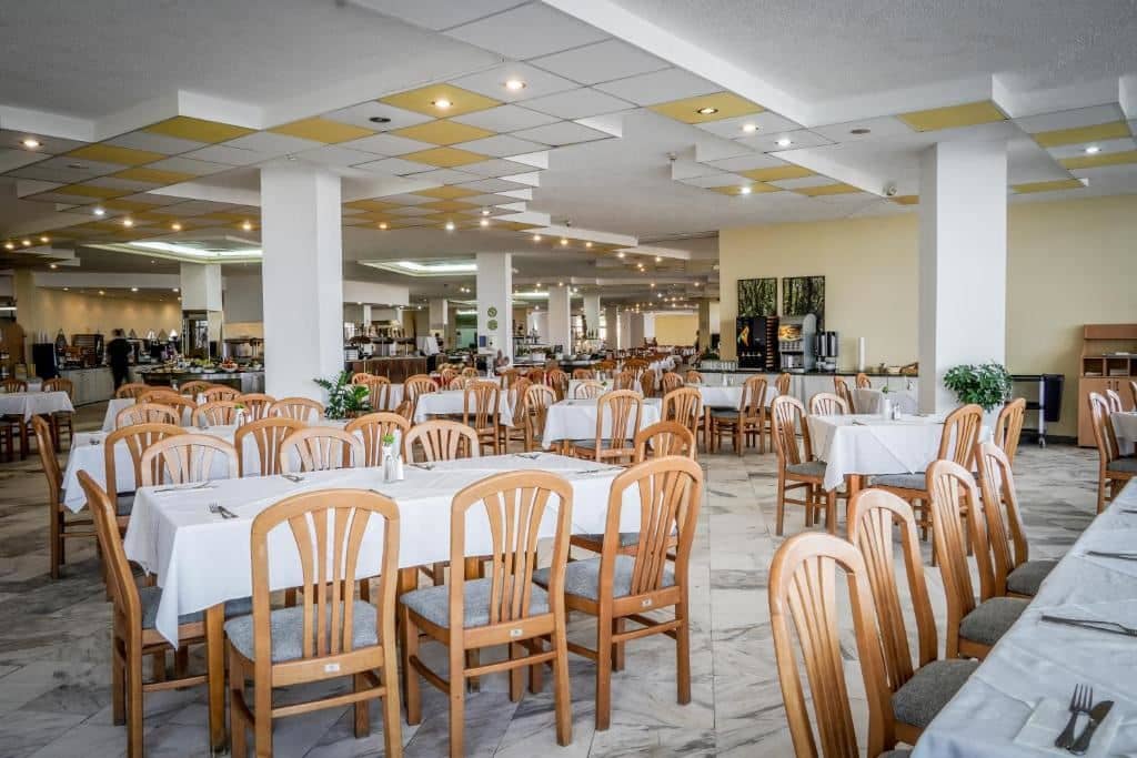 restaurants-main-restaurant