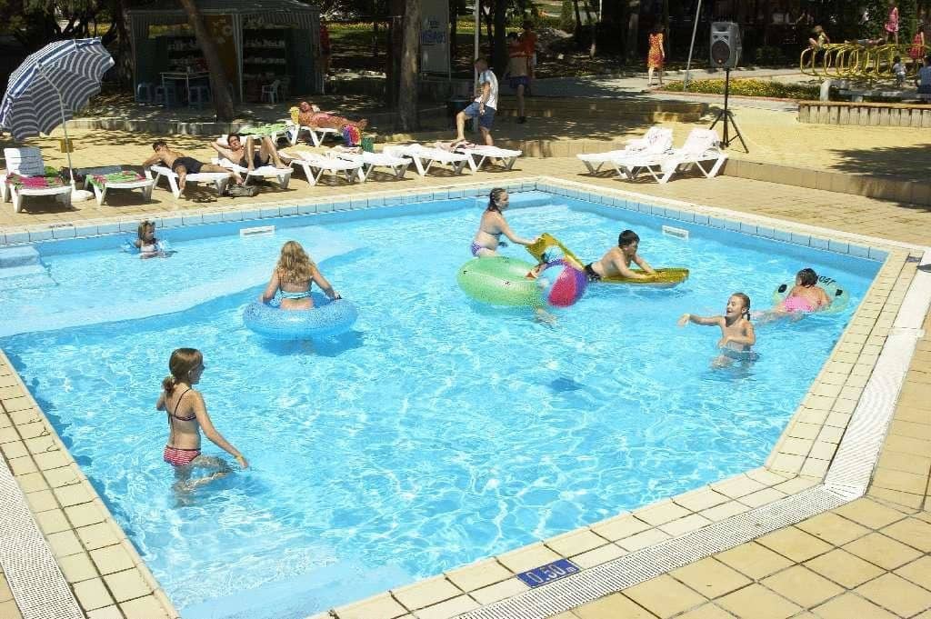 pools-pools