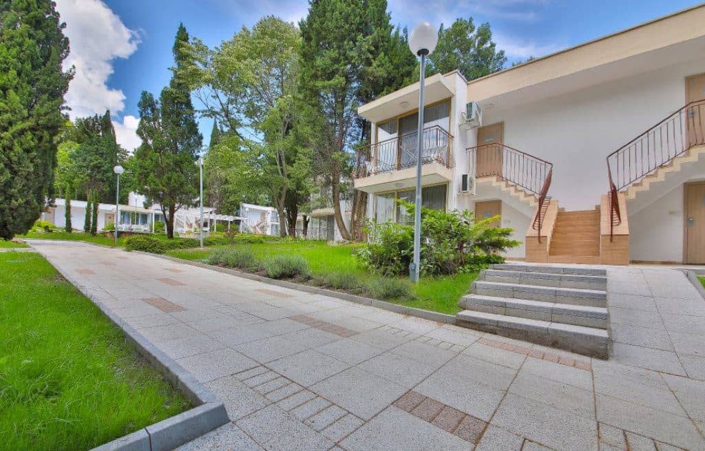rooms-standard-villa-balcony-or-terrace