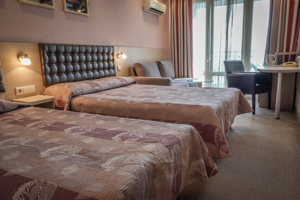 rooms-single-wchild-standard-room-balcony-or-terrace