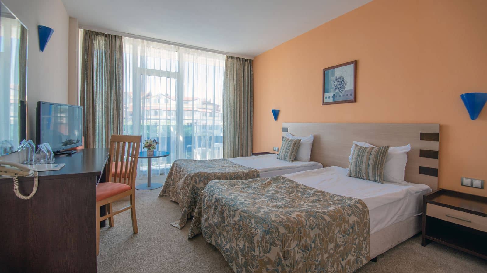rooms-twin-standard-room-balcony-or-terrace