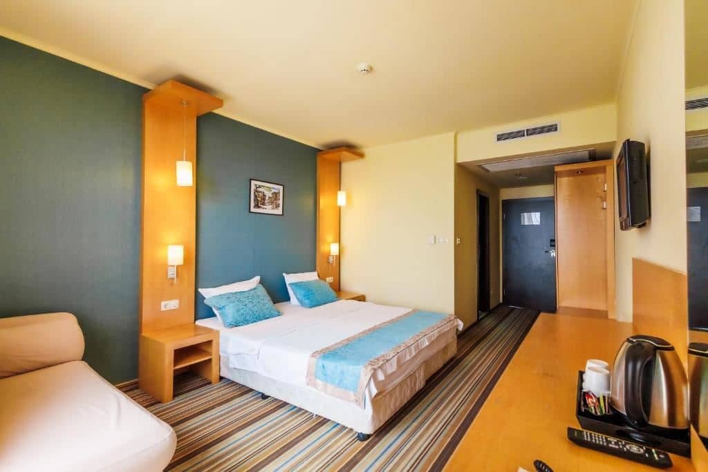 rooms-singleuse-standard-room-balcony
