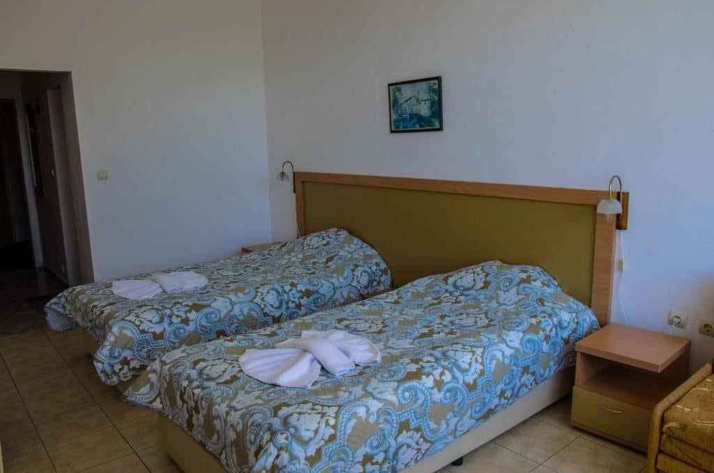 rooms-singleuse-standard-room-balcony-or-terrace
