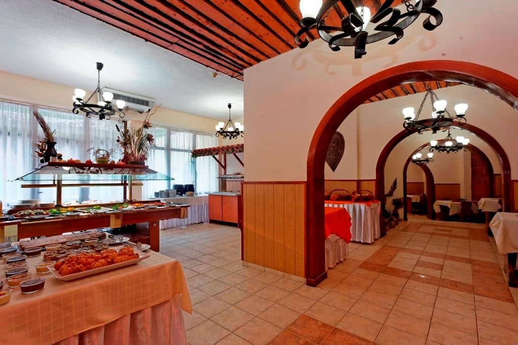 restaurants-main-restaurant