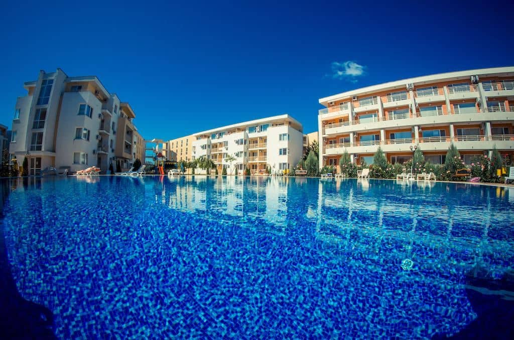 pools-outdoor-pool