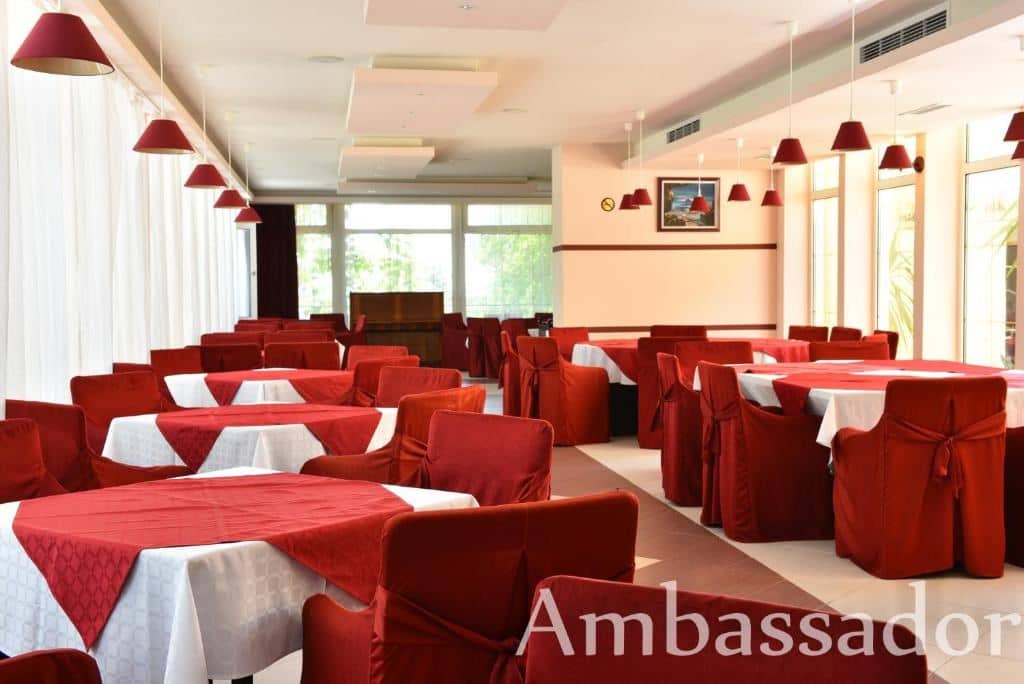 restaurants-restaurants