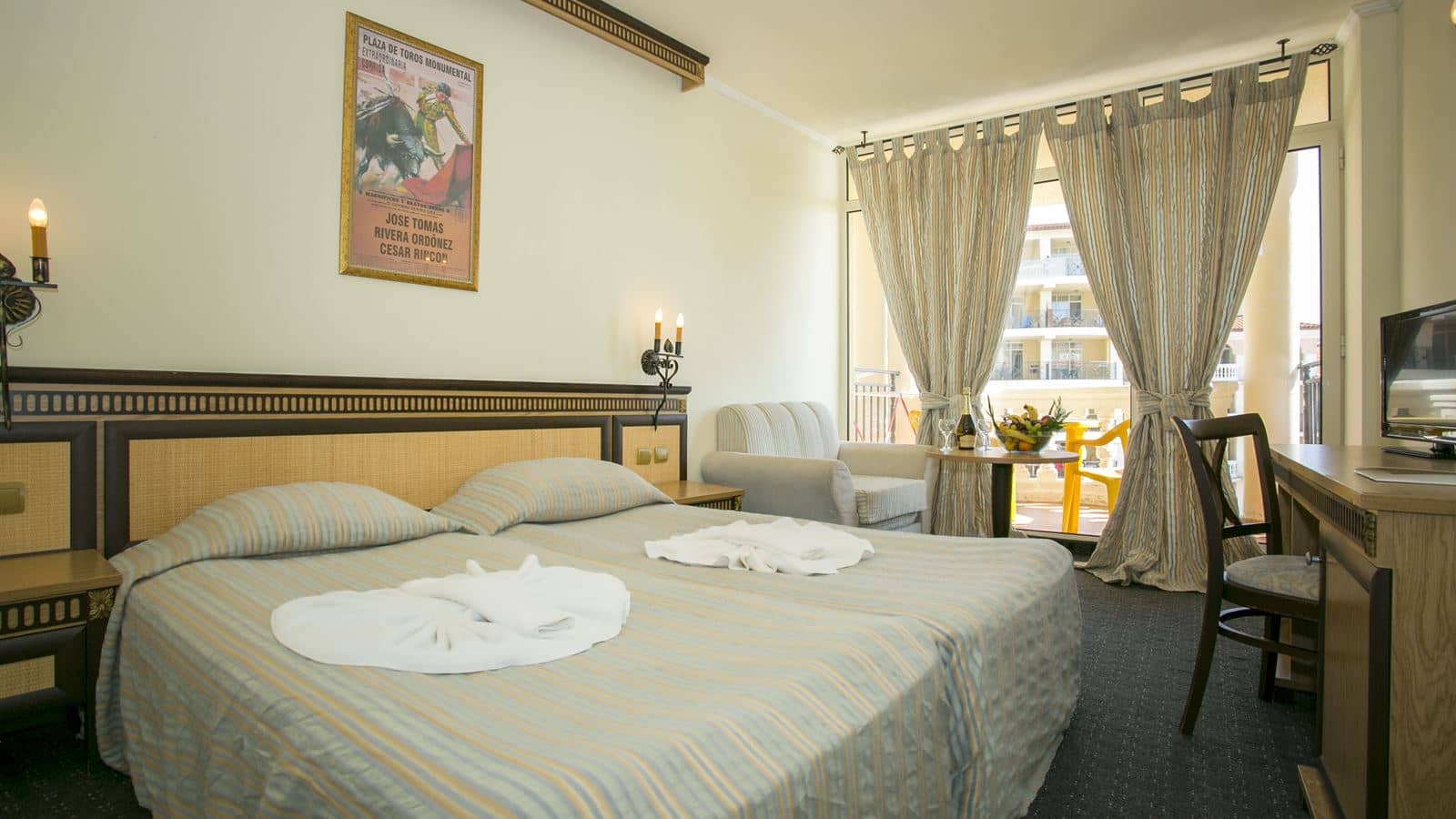 rooms-double-park-view