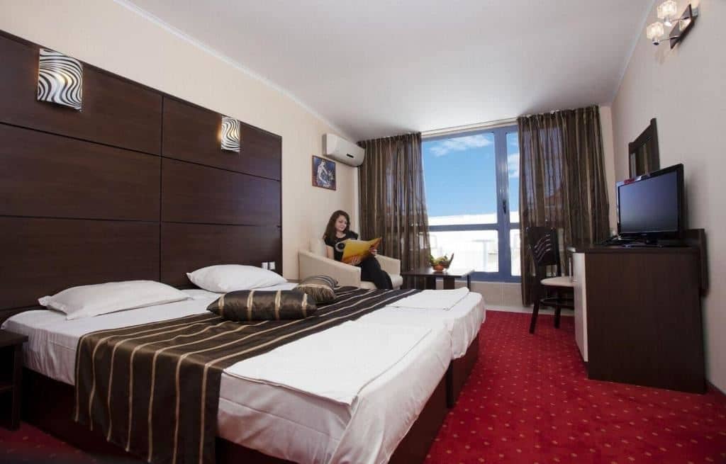 rooms-superior-room-balcony-or-terrace