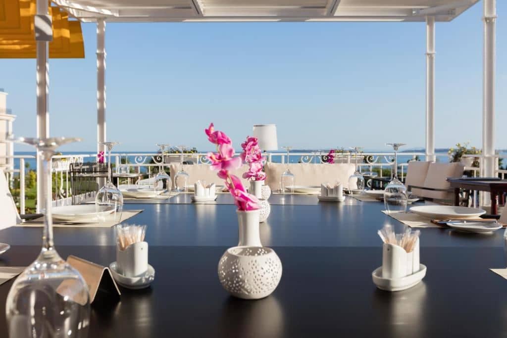 bars-pool-bar
