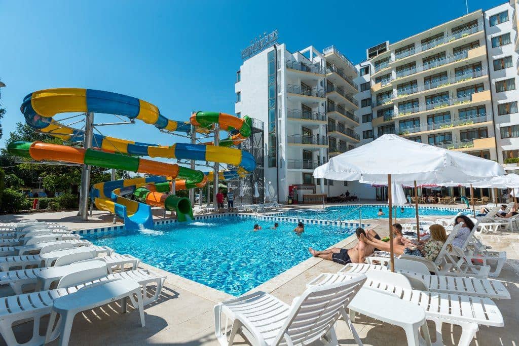 pools-outdoor-pool