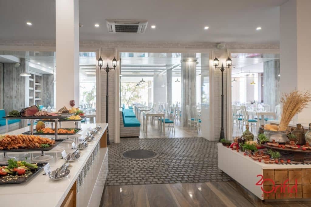 restaurants-restaurants