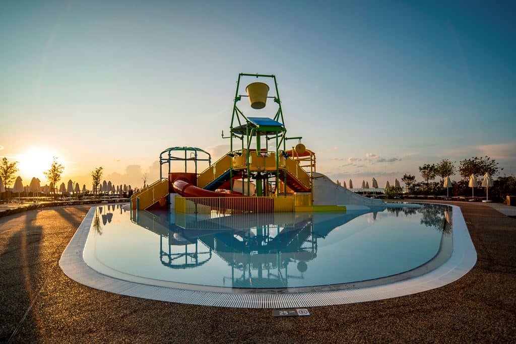 pools-outdoor-childrens-pool