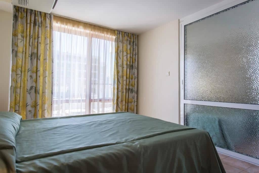 rooms-2-connecting-rooms-standard-family-room