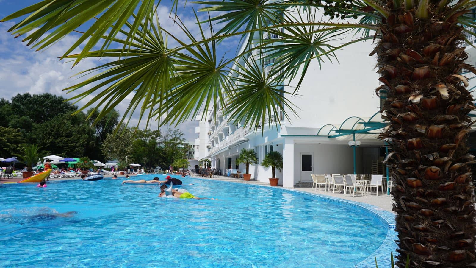 pools-outdoor-pool