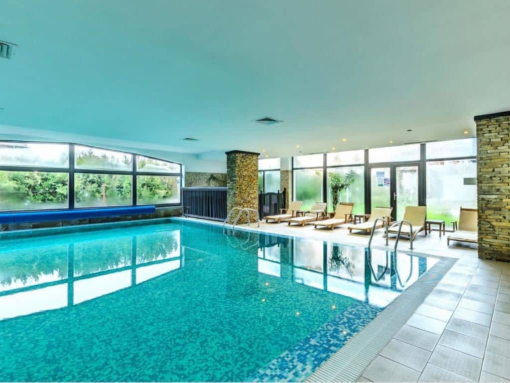 pools-indoor-pool