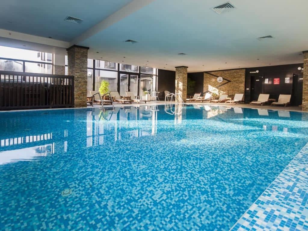 pools-indoor-pool