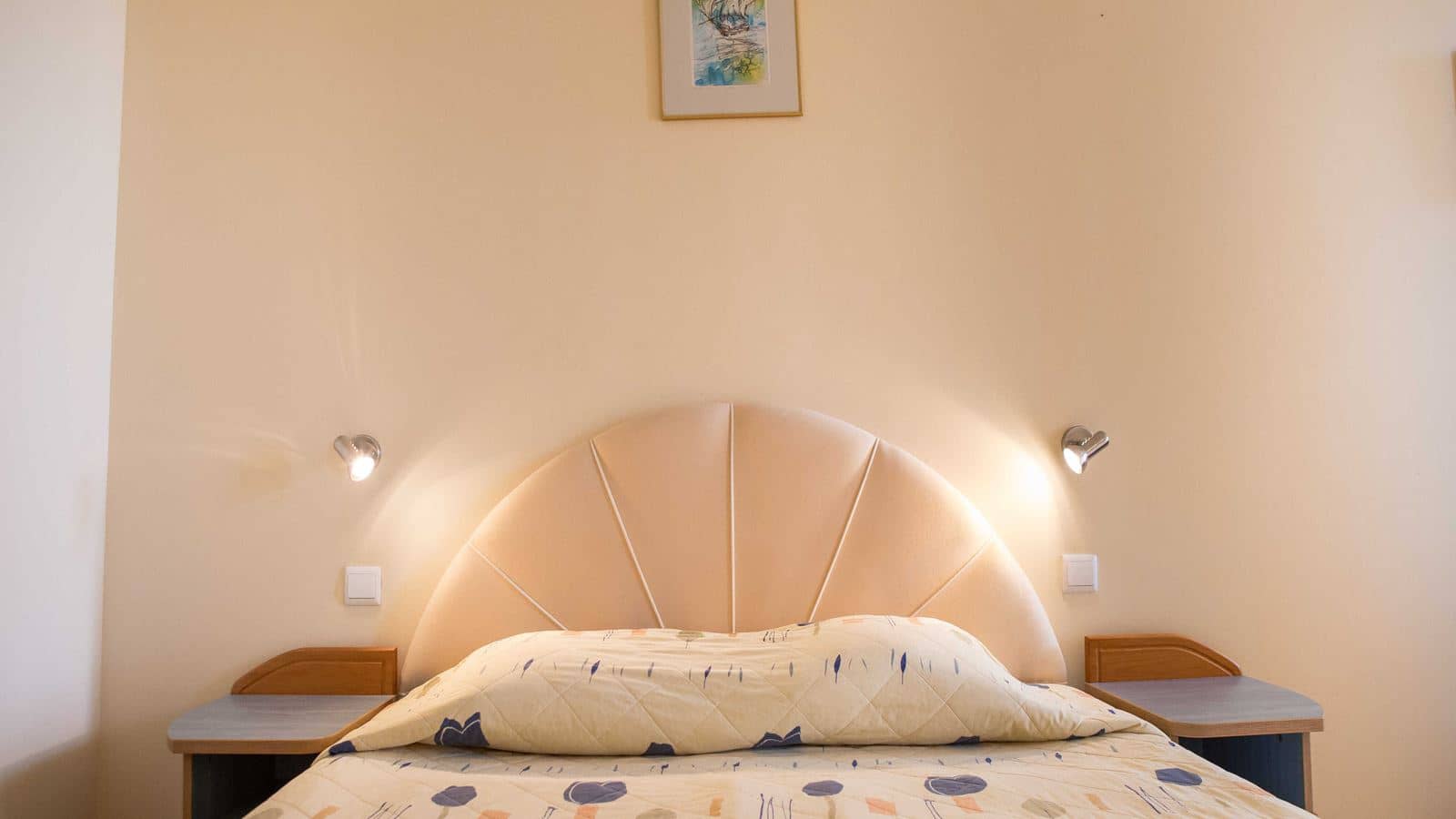 rooms-standard-room-economy
