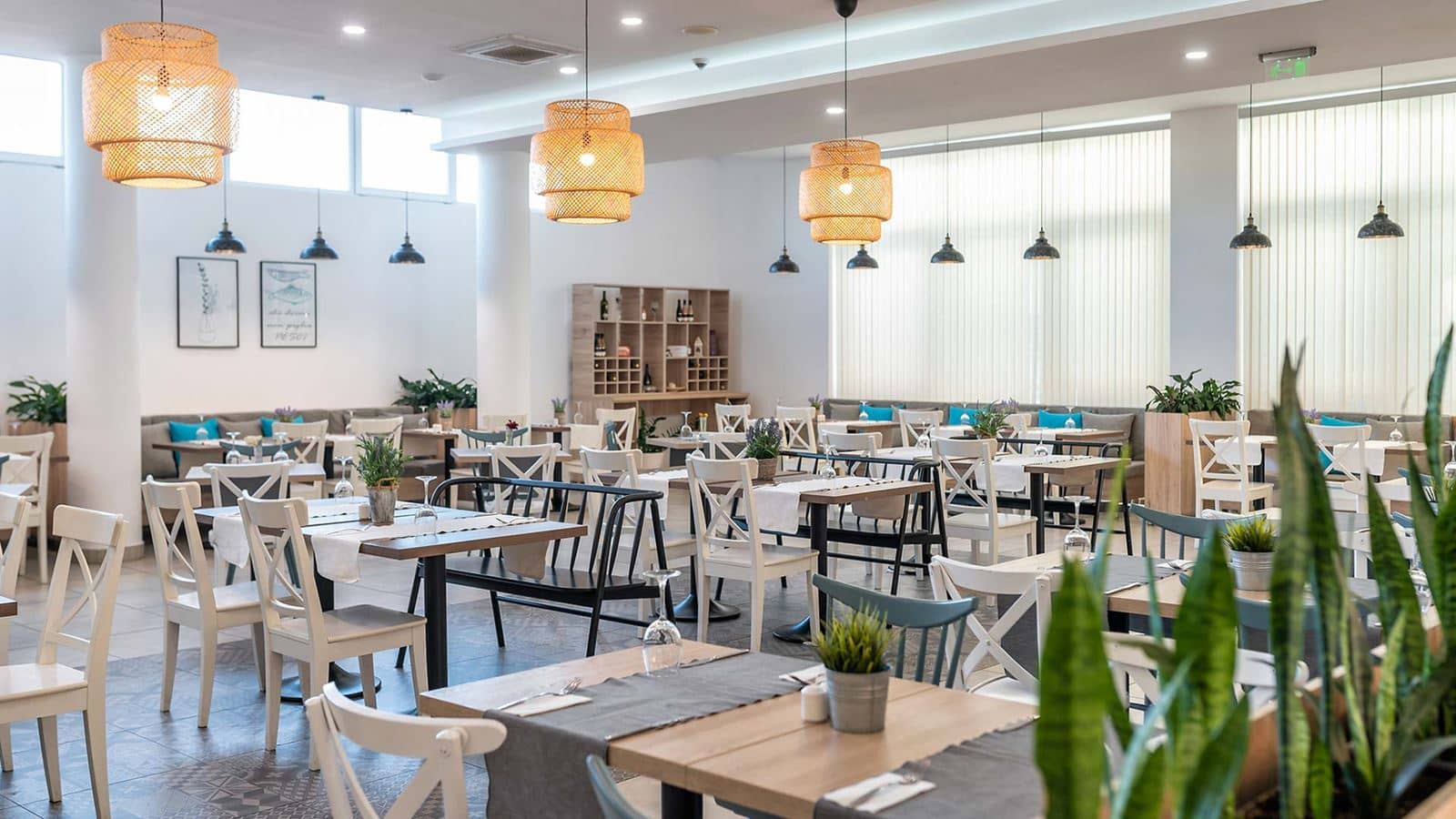 restaurants-restaurants