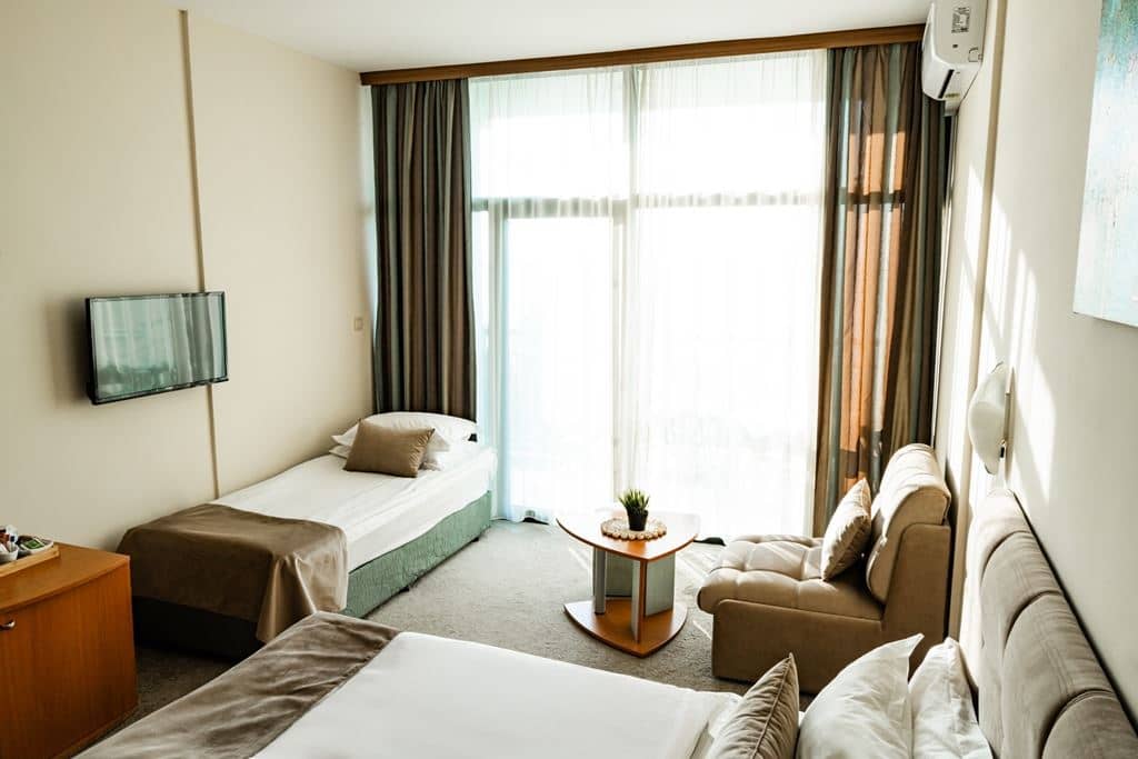rooms-triple-sea-view