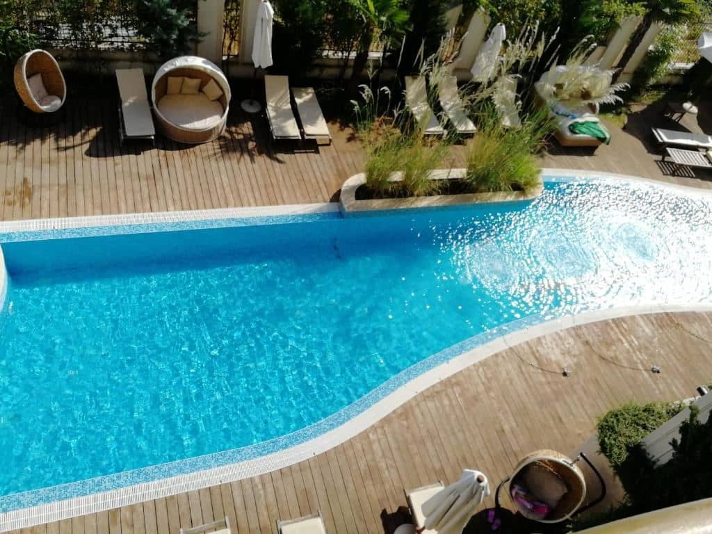 pools-pools