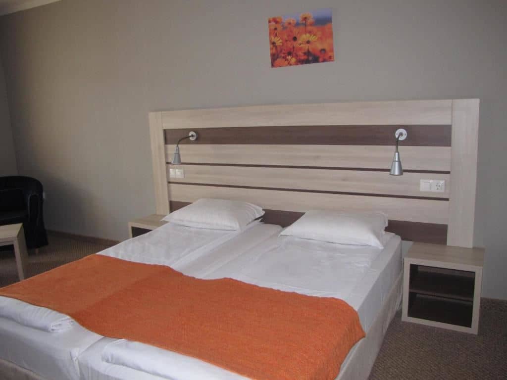 rooms-single-wchild-standard-studio-balcony-or-terrace