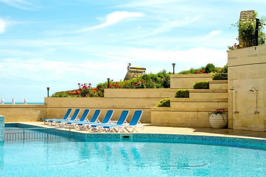 pools-pools