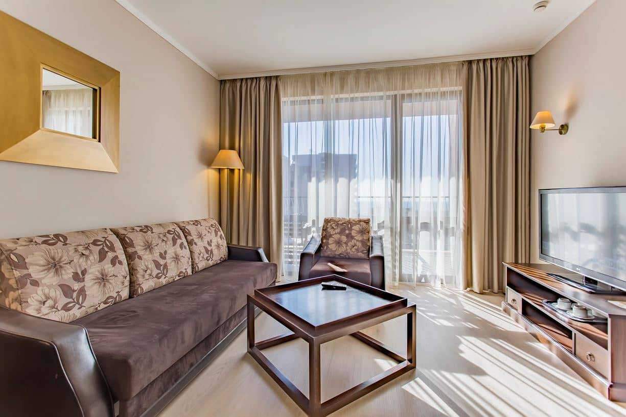 rooms-1-bedroom-standard-apartment-poolview-balcony-or-terrace