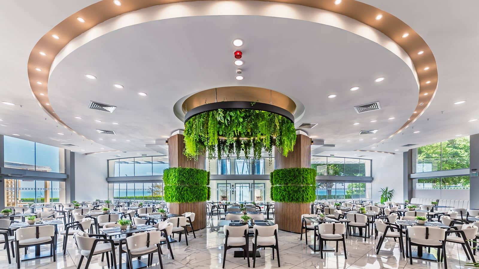 restaurants-main-restaurant-marina