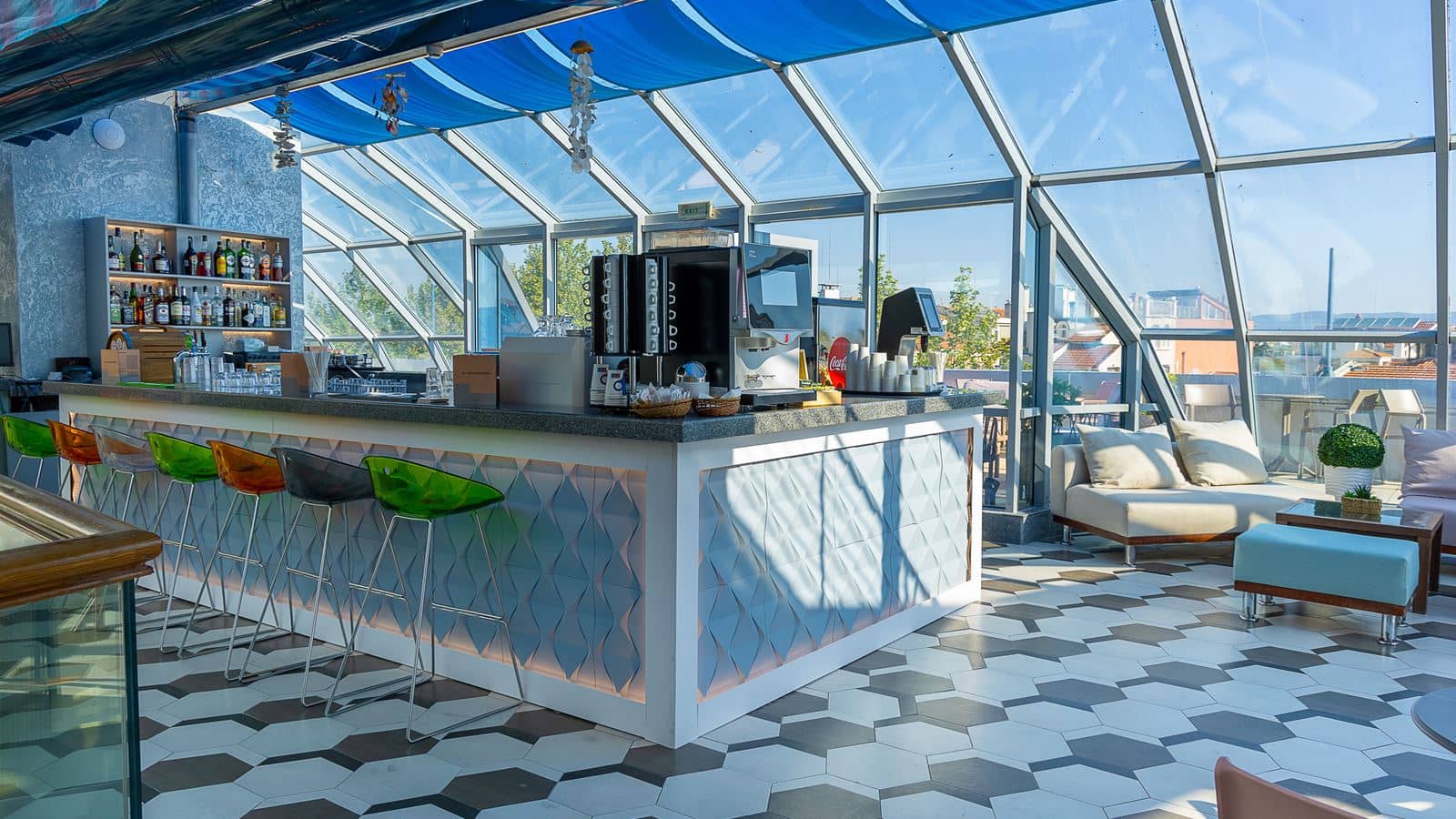 bars-sky-bar