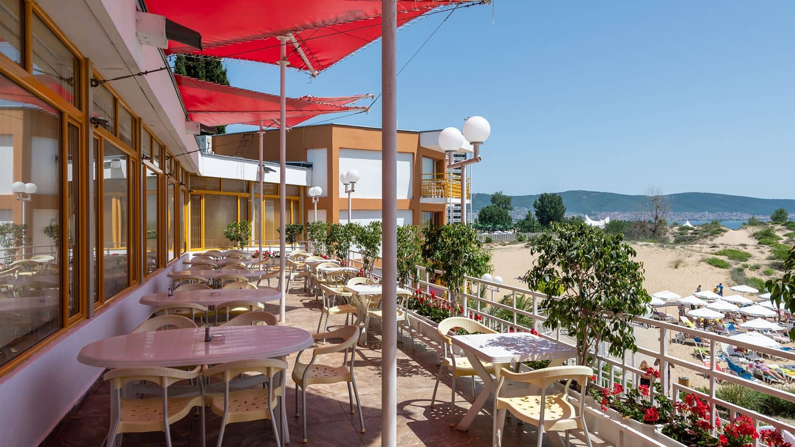 restaurants-main-restaurant